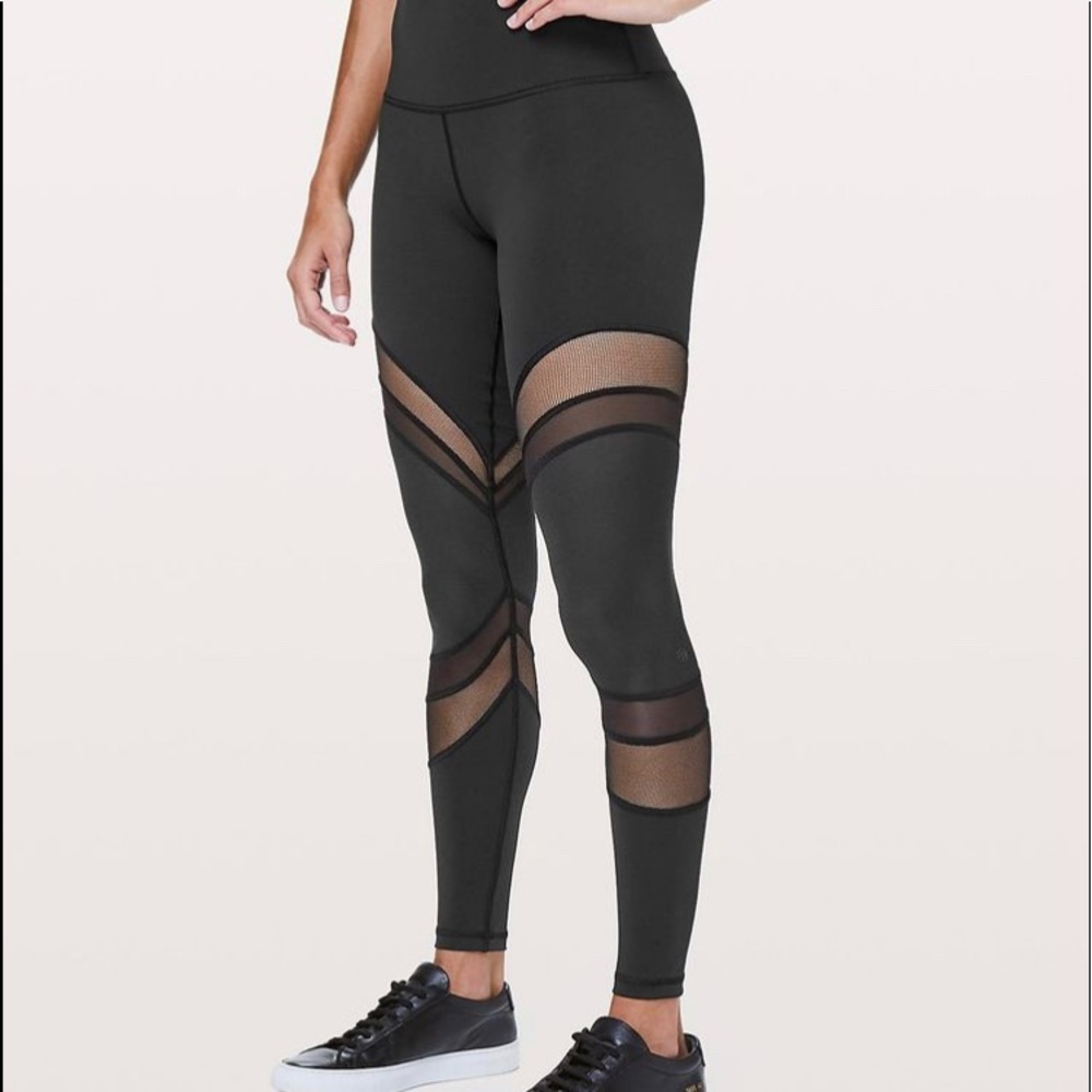 Lululemon mesh legging